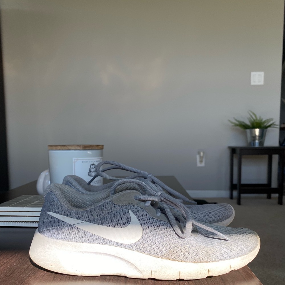 Nike Sneaks